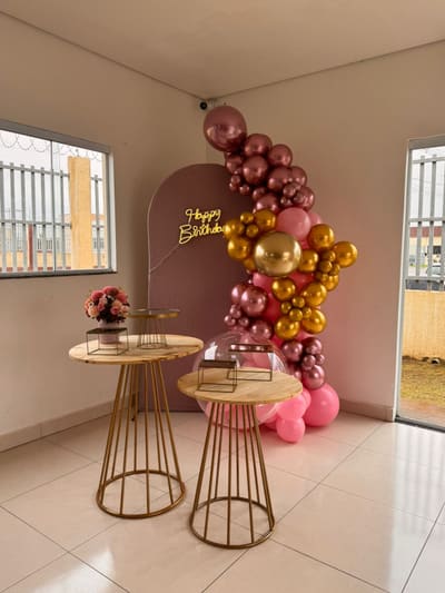 Decoração de aniversário tema Rosa e dourado em Porto Velho